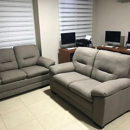 1310 Luxury Room Near Of The Airport - Edificio Kennedy Town Center #403 瓜亚基尔 外观 照片